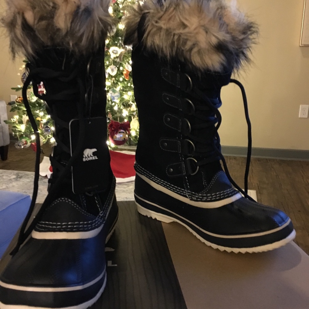 Brand new in box Sorell Joan of Arctic Snow Boots